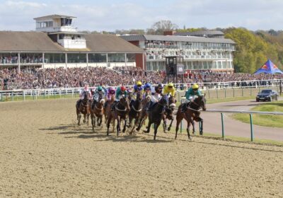 Mia Cara Follows Up at Lingfield