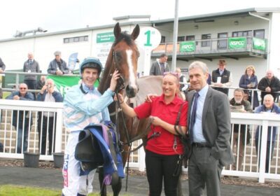 Yorgunnabelucky Lands First Winner
